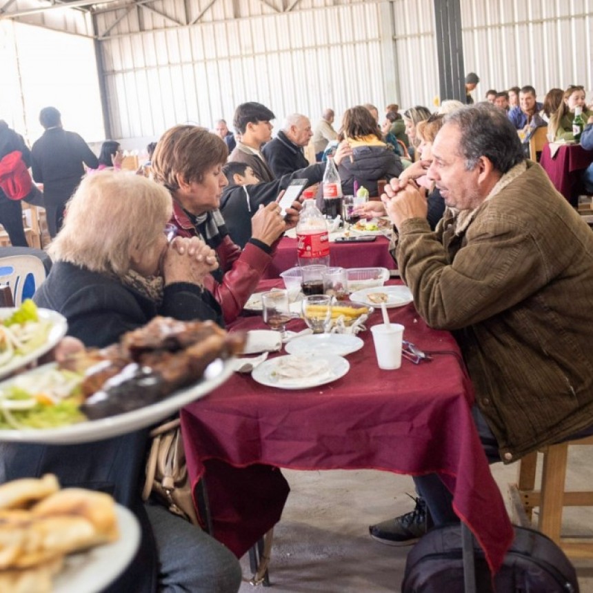 Poncho con mucho sabor: ranchos renovados y gastronomía regional