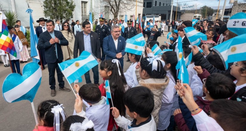 Se celebró un nuevo aniversario de la Independencia en El Alto 