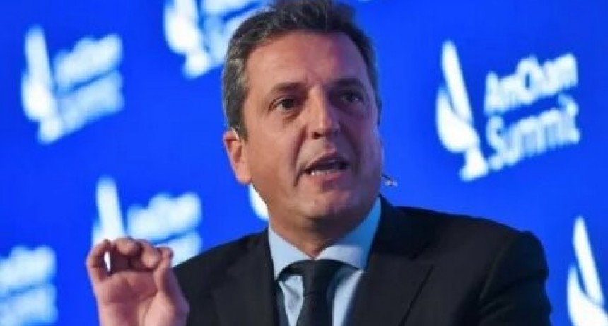 El Ministerio de Economía bloqueó el ingreso de un barco con gas proveniente de Rusia