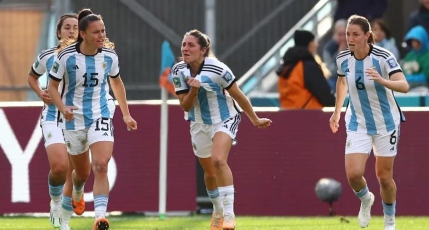 Argentina remontó e igualó con Sudáfrica en el Mundial femenino