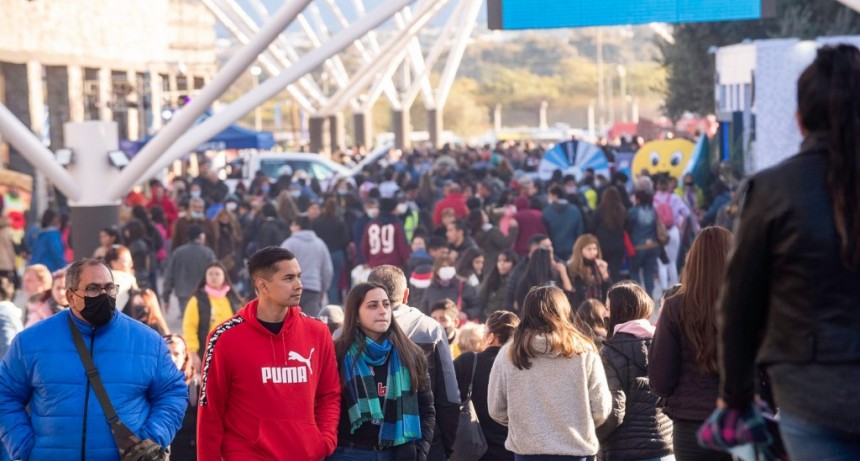 Más de 1,2 millones de personas visitaron la Fiesta del Poncho 2024