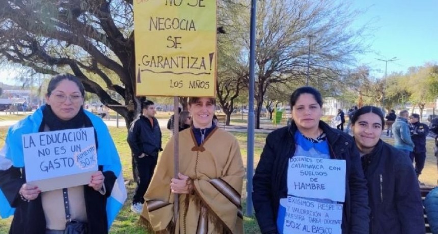 Docentes sin acuerdo salarial en Catamarca: Suteca exige $1.200.000 al básico como cargo testigo