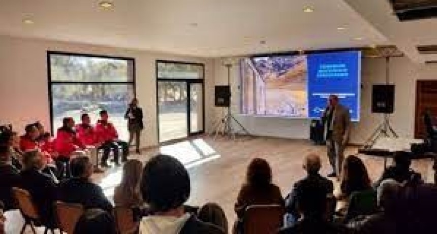 Ruben Dusso presentó el proyecto del Corredor Bioceánico al presidente Fernández