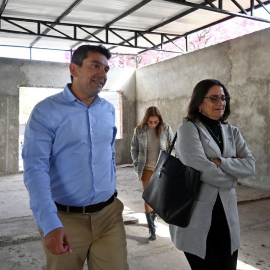 Lucía visitó Fray y recorrió la Casa del Peronismo 