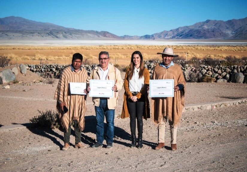 Laguna Blanca recibió su certificado de candidato a mejor pueblo turístico del mundo 