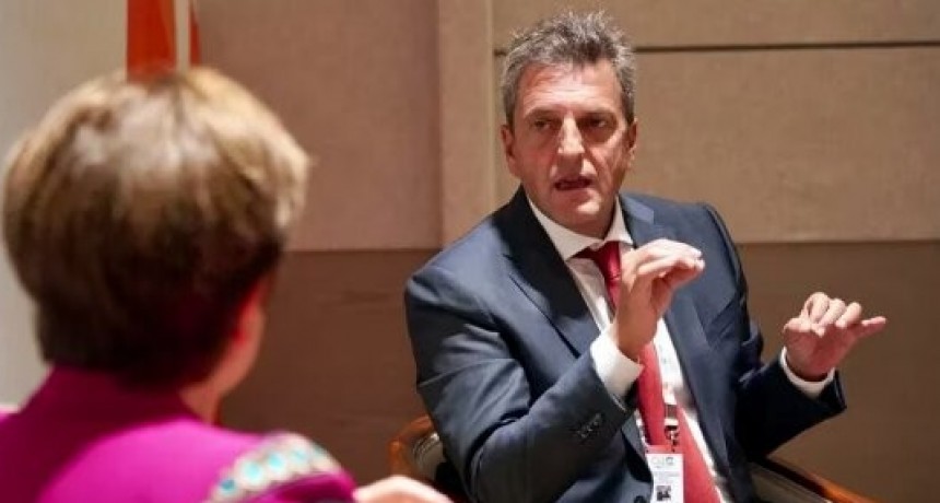 Nuevas metas con el FMI: el Gobierno debería gastar menos y acumular una suma inédita de reservas