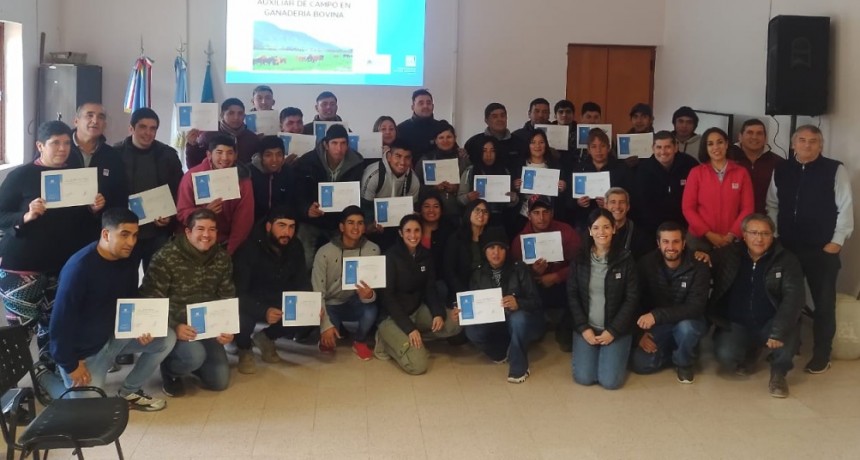 Finalizó la primera cohorte del Ciclo de formación profesional y continua para “Auxiliar de Campo en Ganadería Bovina”