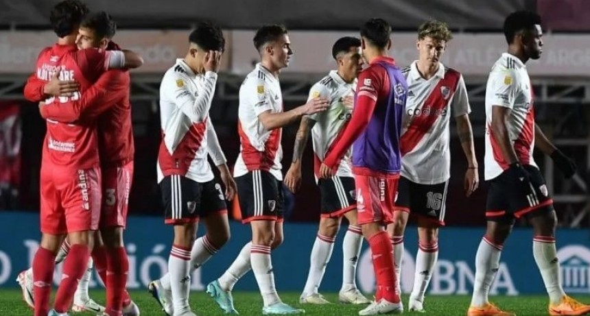 River perdió con “el Bicho” y “el Santo” veció al “Granate”