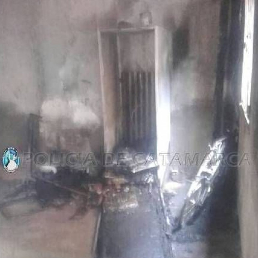 LE EXPLOTO UNA HELADERA EN LA CARA