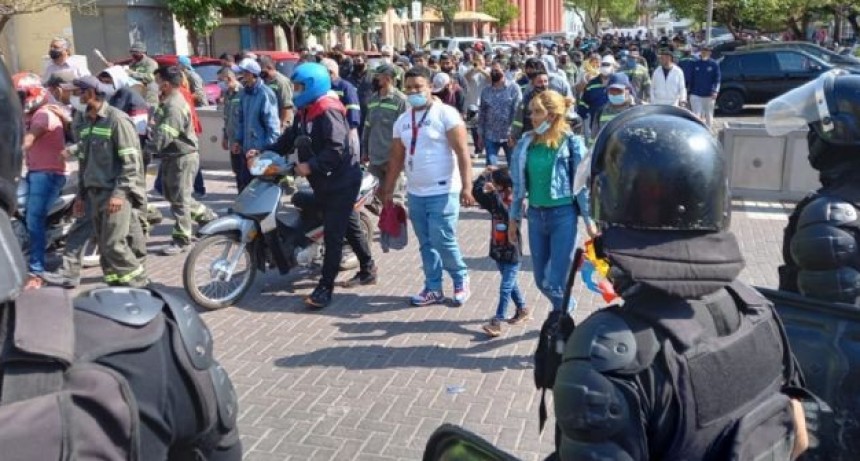 DETENCIONES, PROTESTAS Y POLEMICAS