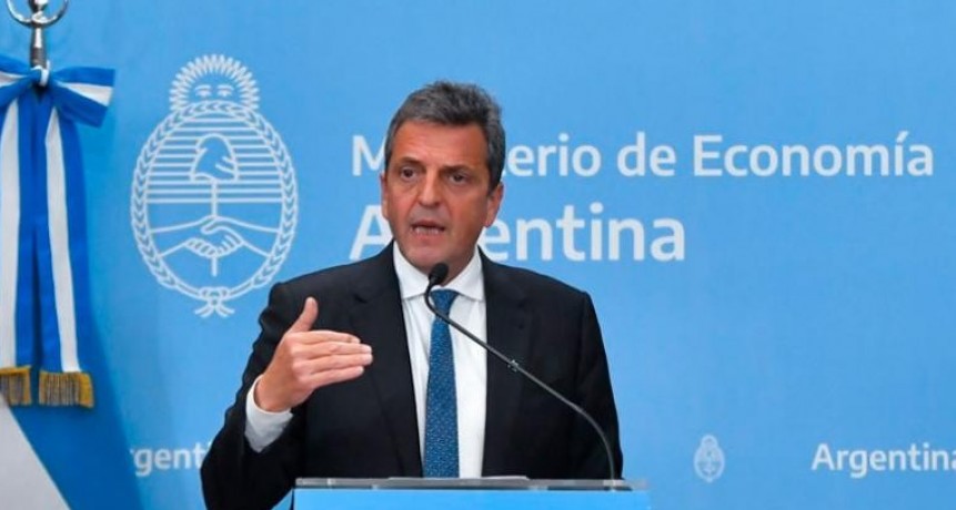 Habrá más anuncios para informales, monotributistas y pymes: Massa suma medidas, y los economistas, preocupación sobre el déficit y la inflación