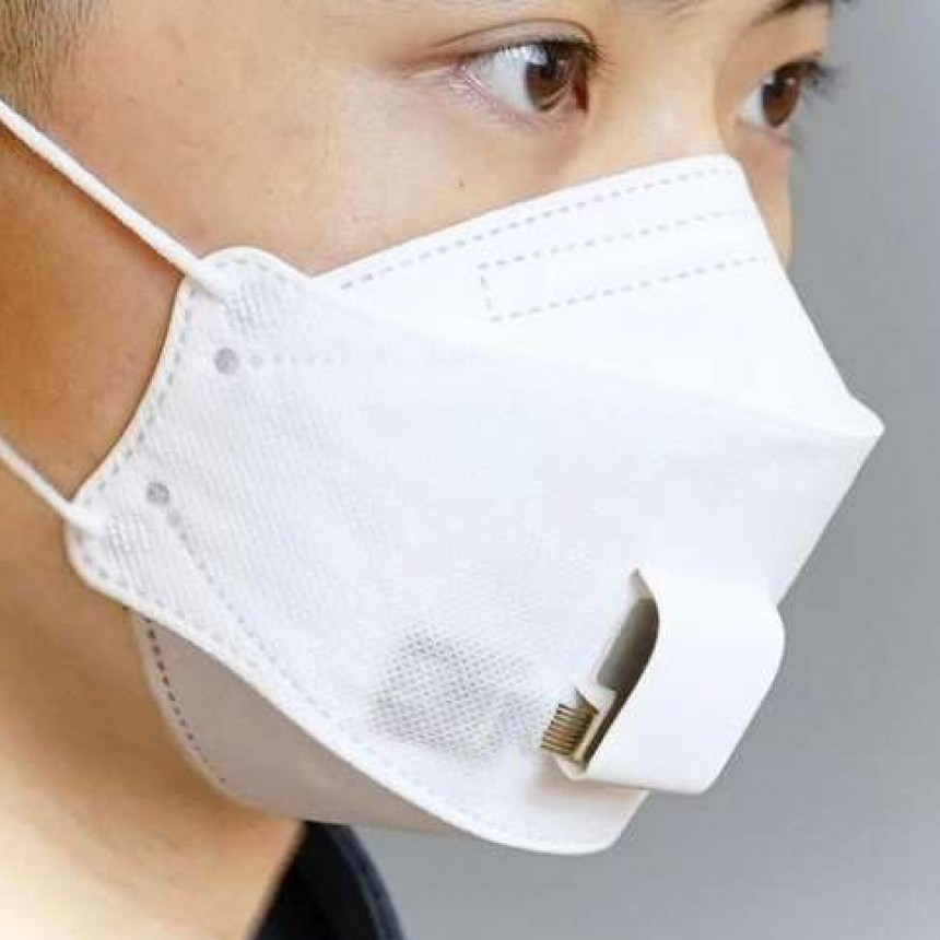 Mascarilla inteligente que vigila en tiempo real la salud de la persona por su aliento