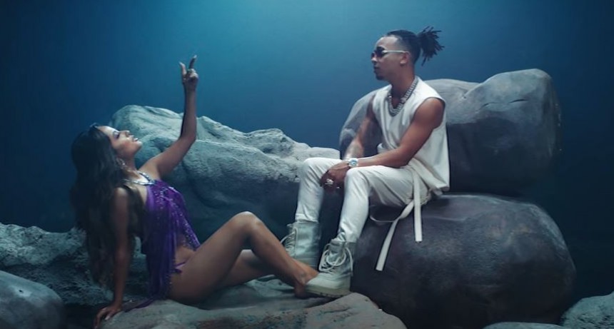 BECKY G JUNTO A OZUNA LANZAN 