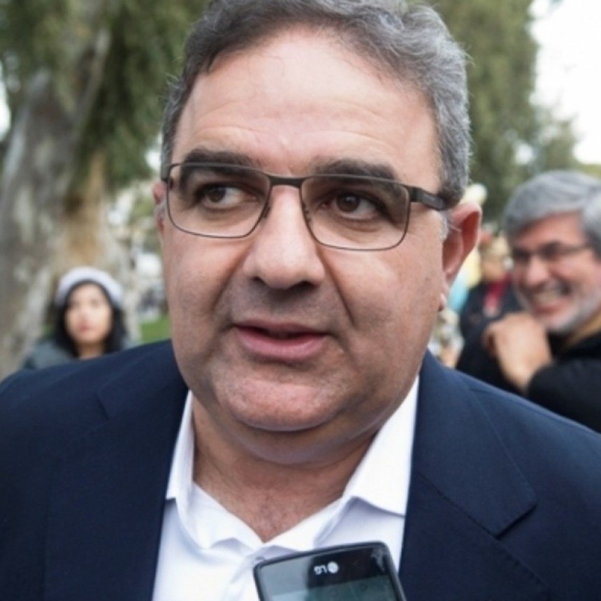 Jalil descarto mas aumentos para el personal de salud