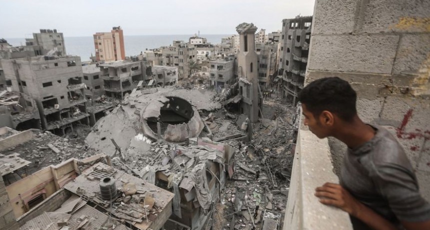 Israel declara el estado de guerra y ataca Gaza | El Gobierno israelí ordena el 