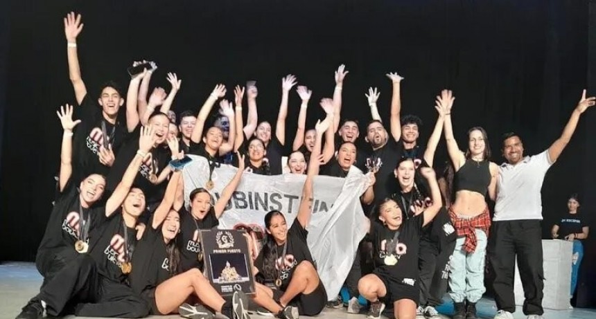 Bailarines del Rubinstein, multipremiados en Carlos Paz