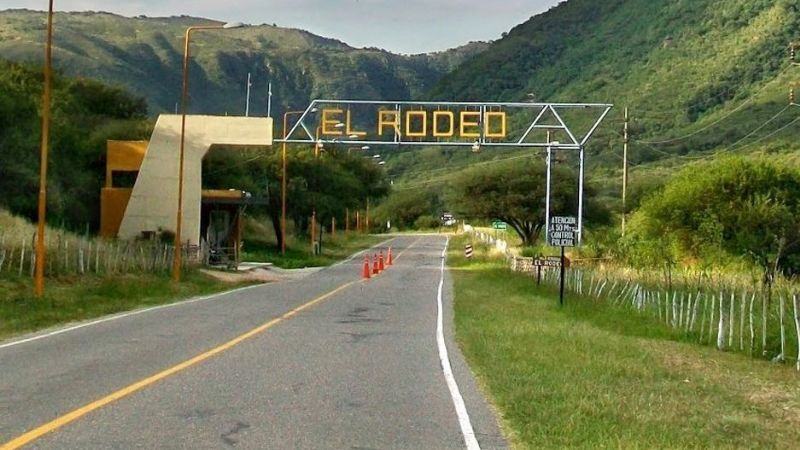 PERSONAS AISLADAS EN ALGUNOS MUNICIPIOS DE AMBATO