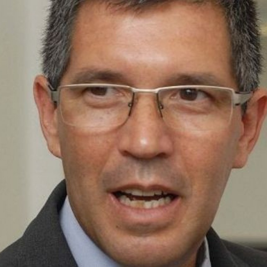DENUNCIAN PERSECUSION HACIA JUAN PABLO MORALES