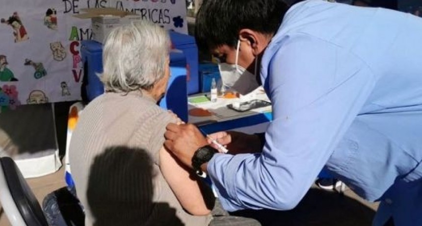 Dosis de vacunas de refuerzo contra la COVID-19
