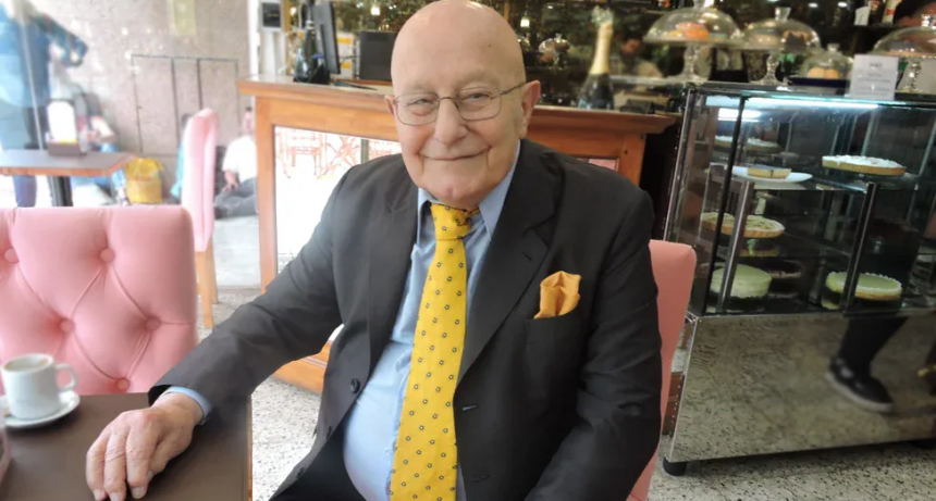 Una historia ejemplar: a los 87 años cumplió su sueño y se recibió de abogado en la UBA